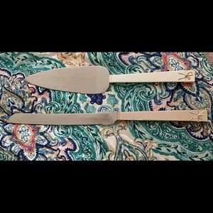 Vera Wang by Wedgwood Cake and Trowel Set